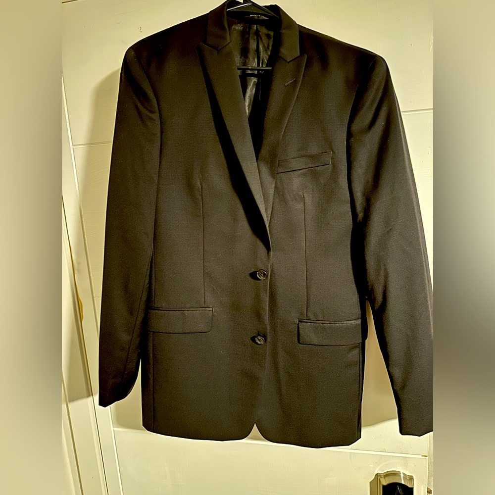 Bar iii Men’s black suit jacket 40L 100% wool.